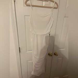 Body Contour Mesh Ruched Side Slit
Midi Dress With Bra Cups